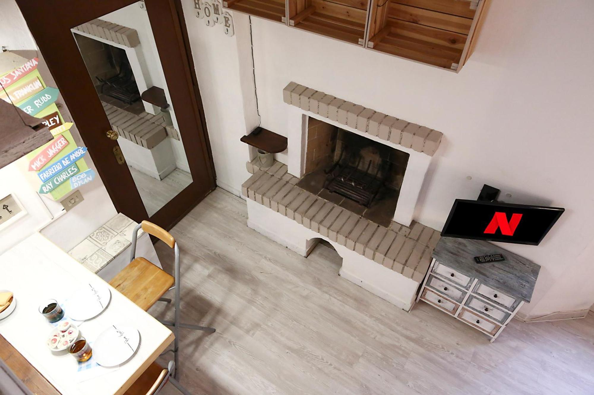 Apartment De Angeli Mailand